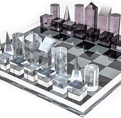 Bello Games New York’s Luxury Contemporary Acrylic Chess Set 2