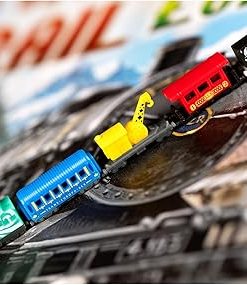 Ticket to Ride 20th Anniversary DELUXE TRAIN SET (5 Pack of 225 Collector’s Edition Trains) Fun Family Game for Kids & Adults, Ages 8+, 2-6 Players, 30-60 Minute Playtime, Made by Days of Wonder 2