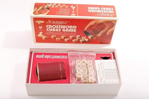 Scrabble Vintage 1968 Crossword Game with Classic Cubes - Image 2