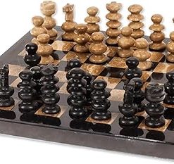 Handcrafted Marble Onyx Mini Chess Set from Mexico in Brown and Black