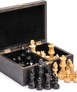 Husaria Staunton No. 5 Chess Set with 2 Extra Queens and Wooden Box